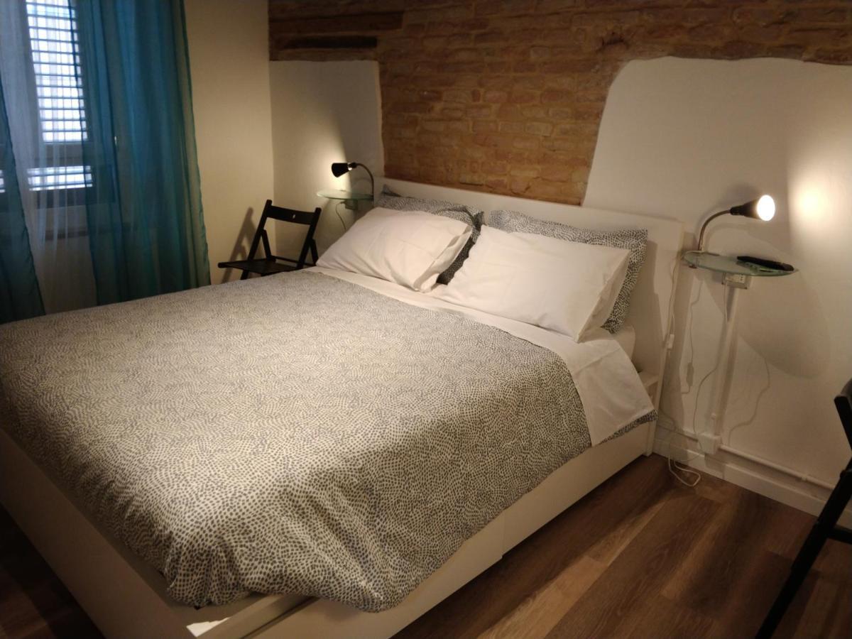 Isi Guesthouse 29 Jesi Kültér fotó