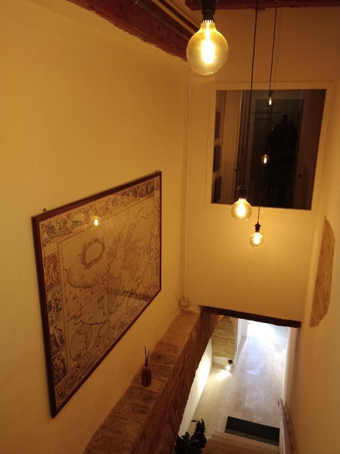 Isi Guesthouse 29 Jesi Kültér fotó